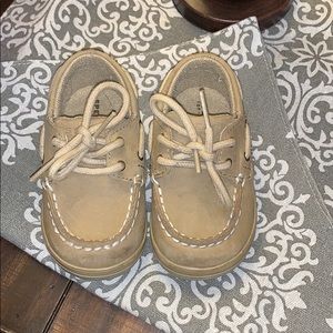 Sperry size 4c